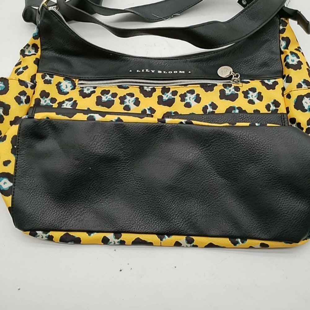 Lily Bloom Crossbody Bag‎ Womens Medium Yellow Leopard Vinyl Trim Zip Pockets